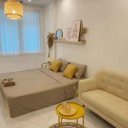 Michi Ly Nam De 100M Den Pho Duong Tau Apartment Hanoi Exterior photo