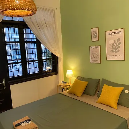 Michi Ly Nam De 100M Den Pho Duong Tau Apartment Hanoi Exterior photo