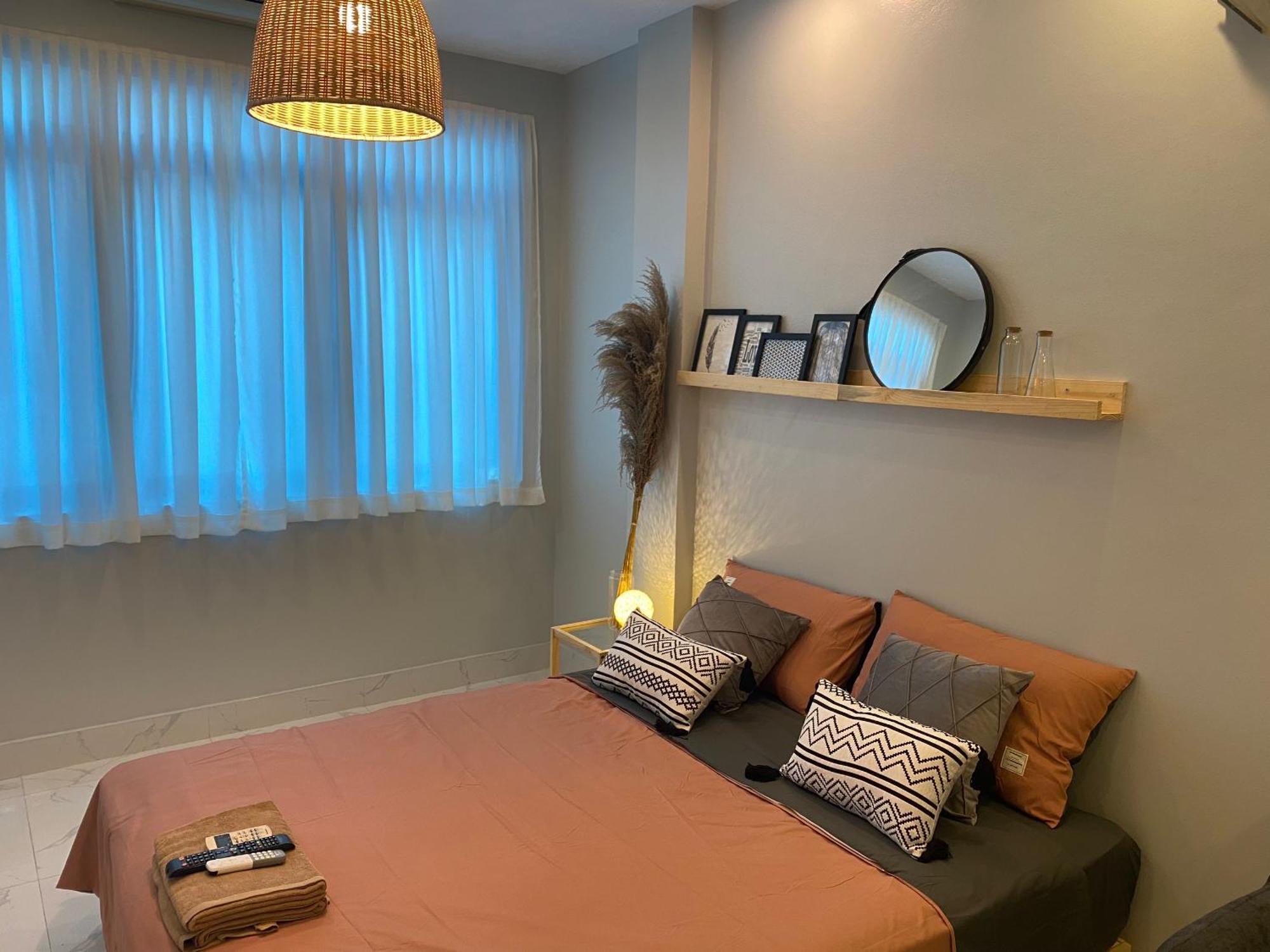 Michi Ly Nam De 100m Den Pho Duong Tau Homestay *